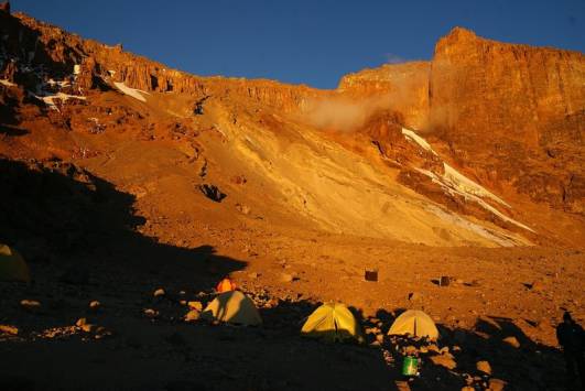 Arrow Glacier Camp