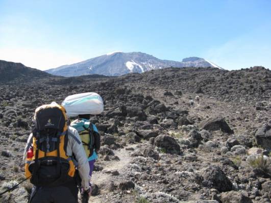 Aufstieg zum Lava Tower