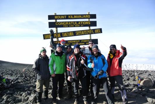 Gruppenbild am Uhuru Peak