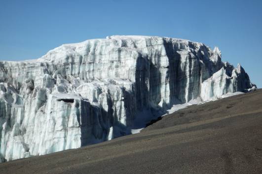 Rebmann Gletscher - Detail V