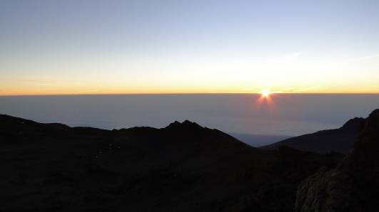 Sonnenaufgang am Gipfel