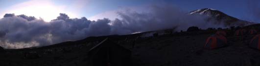 Karanga Camp am Abend