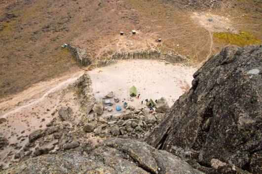 Blick vom Lavatower zum Camp