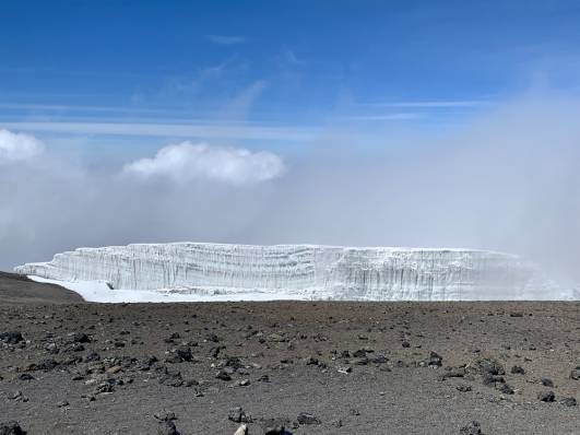 Gletscher in Gipfelnähe