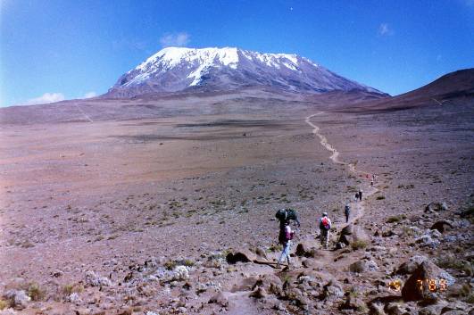4.Tag: Trail über den Kibo Saddle
