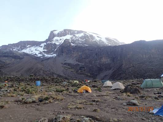 Baranco Camp - der Gipfel scheint nah