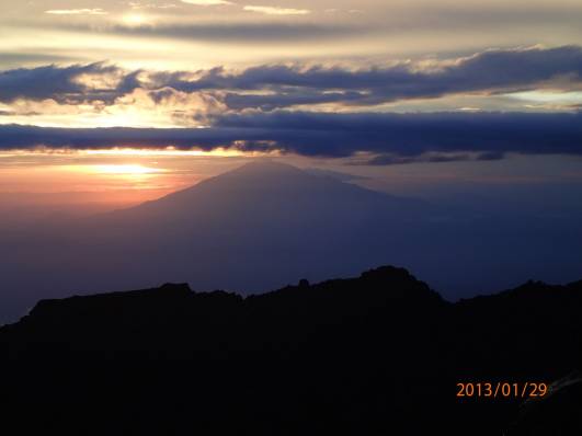 Sonnenuntergang über dem M.Meru