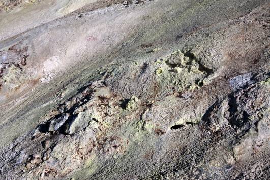 Schwefel-Fumarolen (Reusch Cr.)