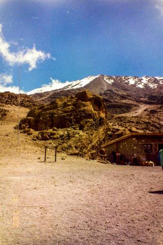 4.Tag: Ankunft an der Kibo Hütte