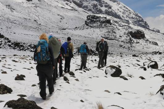 Weg im Schnee zum Lavatower