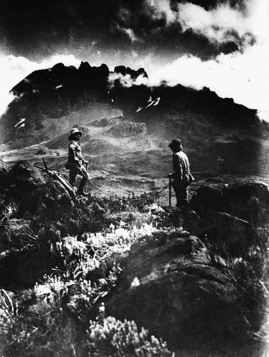 1889 - Meyer und Purtscheller am Mawenzi