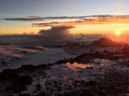 Sonnenaufgang über dem Mawenzi I
