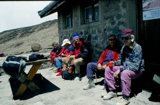 Rast an der Kibo Hütte