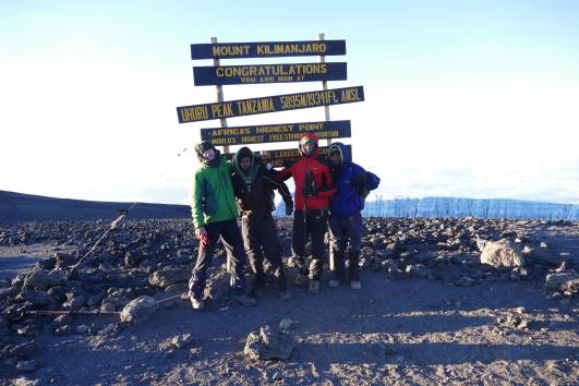 Brüder am Uhuru-Peak