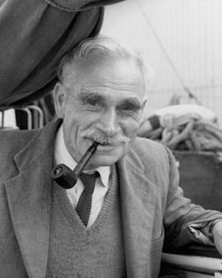 Datei:23 harold william tilman 1898-1977.jpg