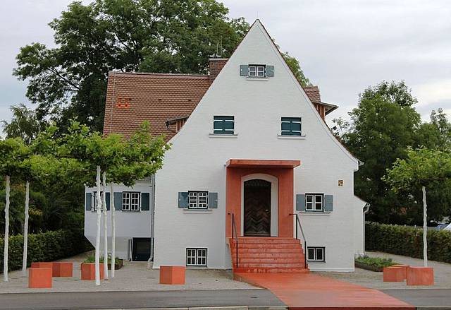 Datei:2011 Haus Ruckteschell Dachau.jpg