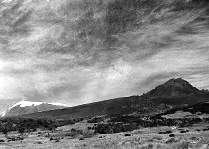 Datei:03 1945 marangu trail flickr 720.jpg