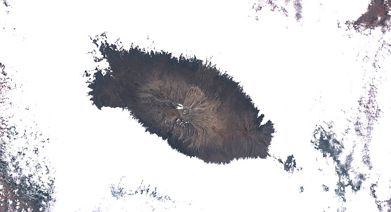 Datei:2022-09-15 Sentinel-2 L1C image on Kibo 800px.jpg