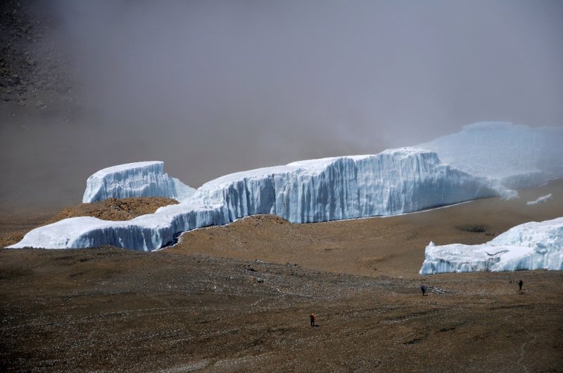 Datei:2010 Furtwangler Glacier 01.jpg