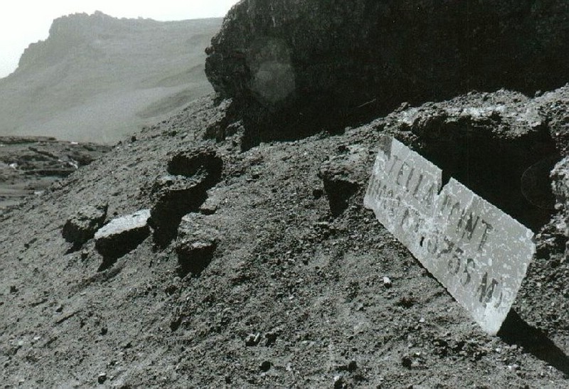 Datei:1998 Stella Point.jpg