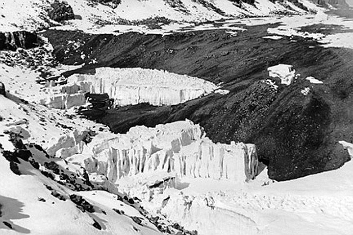 Datei:10 1945 gillmans point 02 flickr 720.jpg
